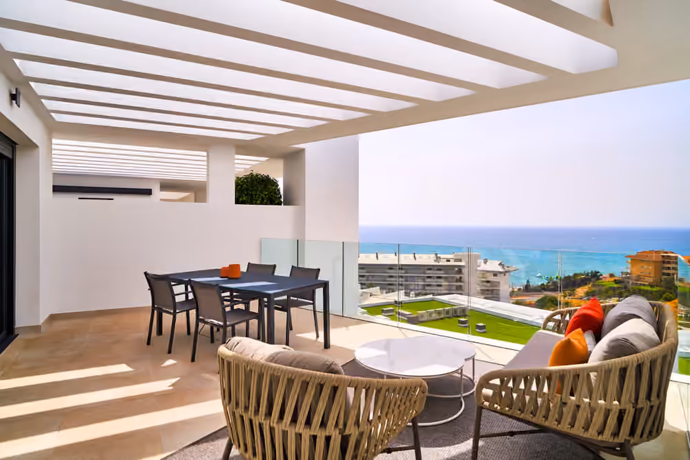 HIGUERÓN BAY RESIDENCES